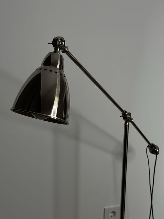 Подова лампа IKEA – регулируема, метална