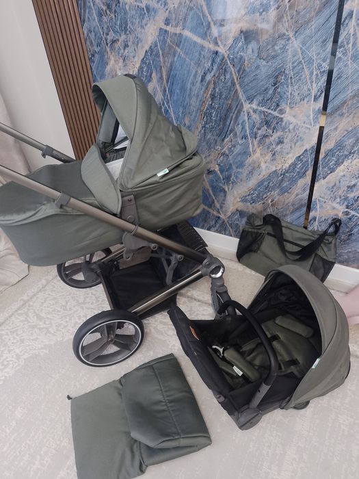 Коляска 2 в 1=Ева колесики, стальной каркас лёгкие материалы.