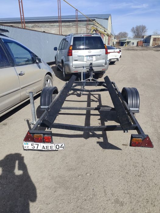 Продам прицеп для водной техники