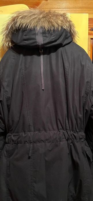 Пуховик BOSS оригинал