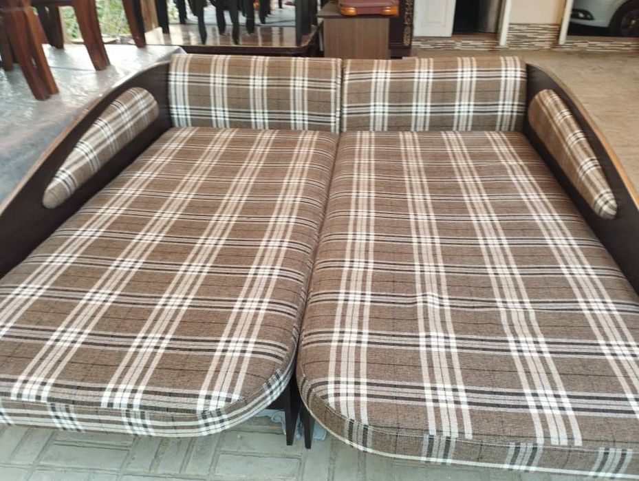 Кровать мебель, шкаф