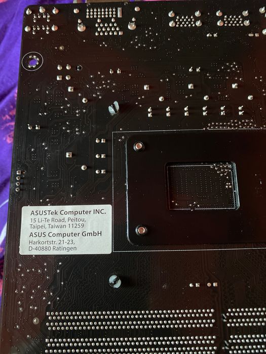 Placă de bază cu procesor i3-6100