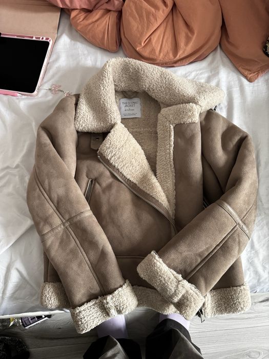 Geaca Stradivarius The iconic jacket