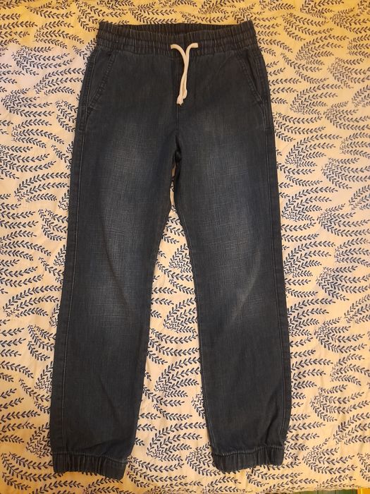 Детски дънки Н&М за момче 134