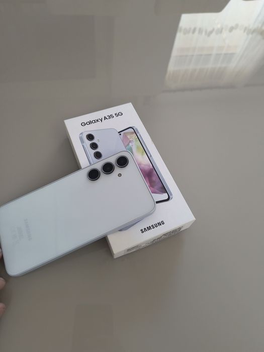 SAMSUNG Galaxy A35