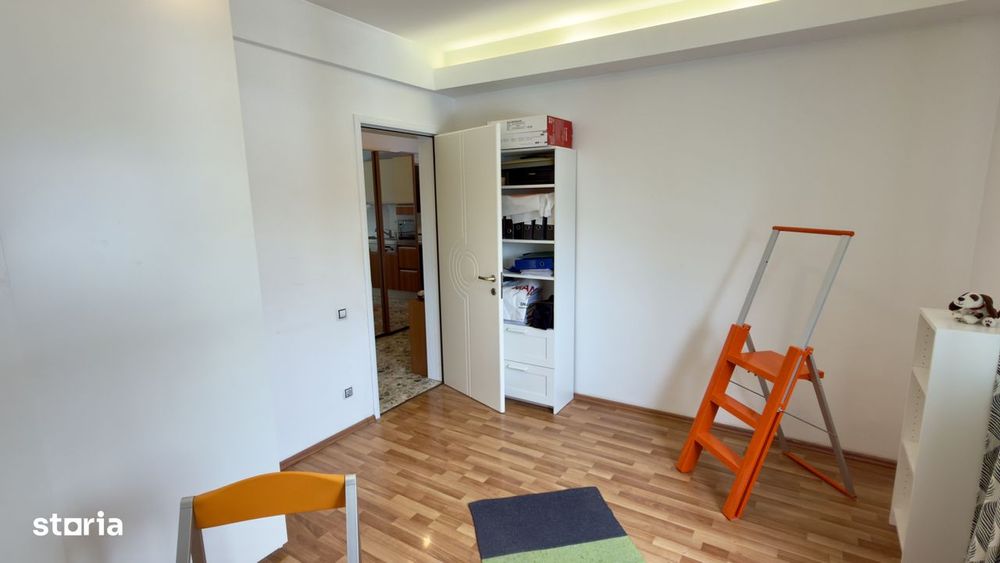 Apartament 3 camere Piata Domenii, centrala proprie, comision 0 !