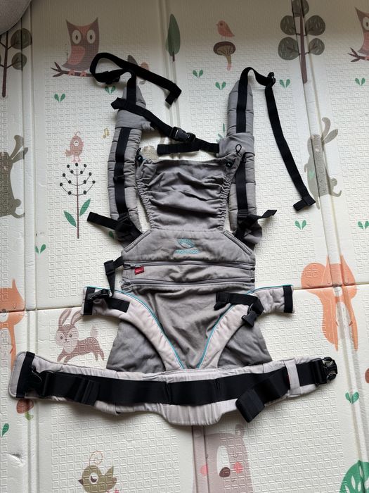 Marsupiu ergonomic Manduca XT – gri, reglabil, până la 20 kg