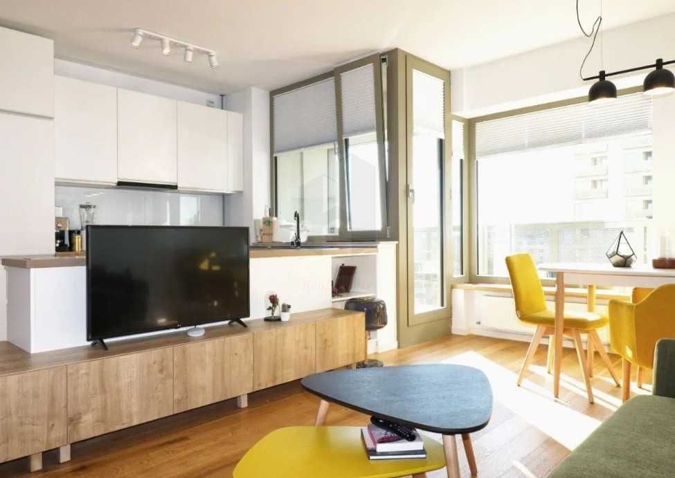 Дава се под наем Двустаен апартамент в Бургас, Акациите - 70 кв.м за 204 € - Снимка #1