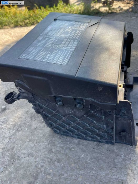Capac Suport Carcasa Acumulator Baterie Renault Megane 3 2008 - 2016 Cod 244460002R 244460010R [C7665]