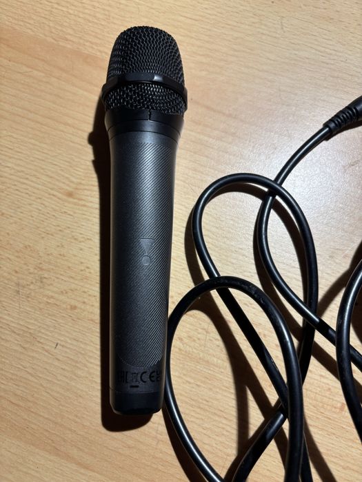 Microfon Jbl cu fir