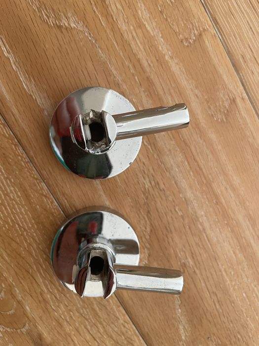 Стеклянные полки