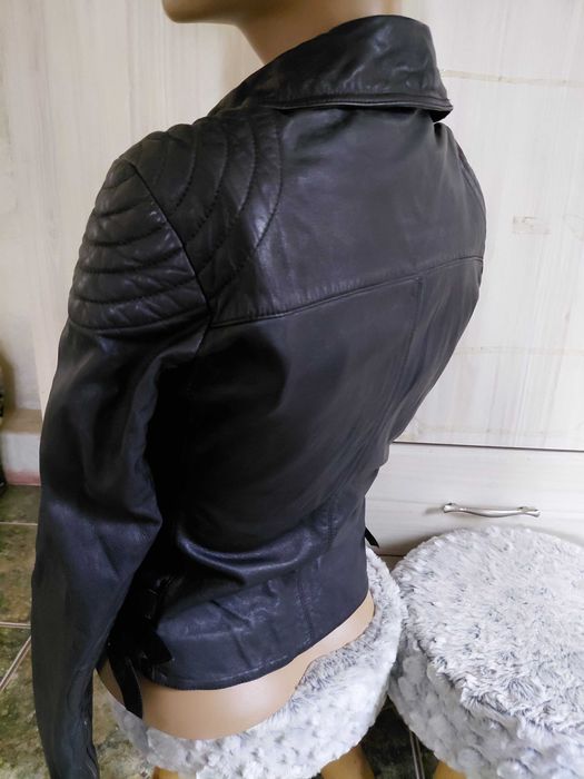 Яке GAS естествена кожа