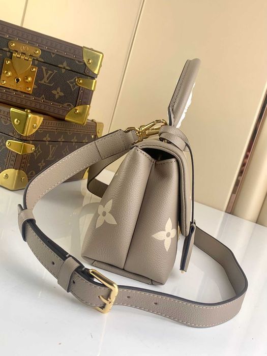 Geanta Louis Vuitton Madeleine BB, 24cm beige, tip Premium