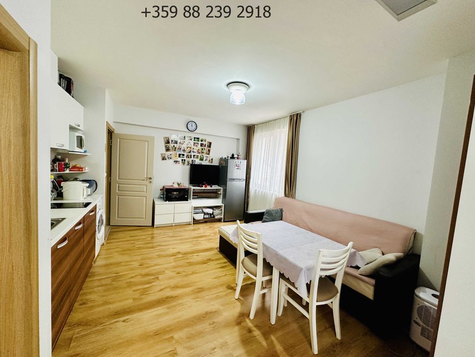 Продава се Тристаен апартамент в Свети Влас - 72 кв.м за 1249 €/кв.м - Снимка #1