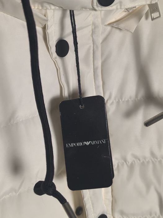 Emporio Armani яке НАМАЛЕНО