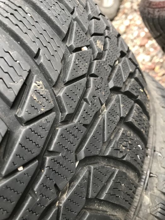 Зимни гуми 4бр.195/50R16