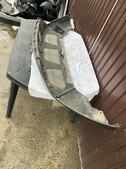 Spoiler .grila inferioara foard kuga 2 FACELIFT