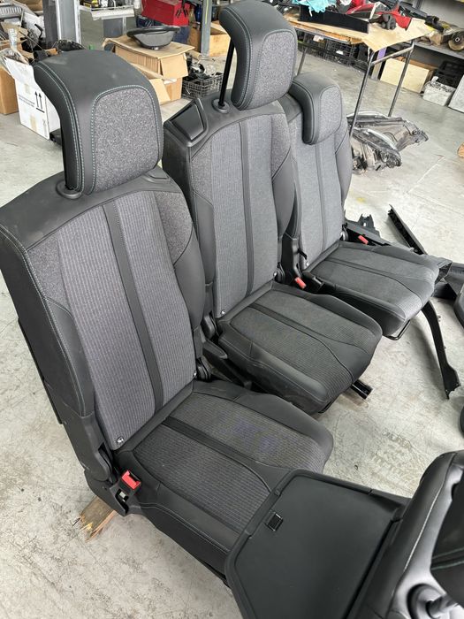 седалки/салон за Пежо/peugeot 5008