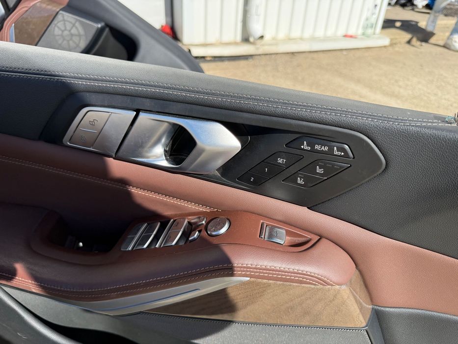 Interior Individual Bmw X7 G07 masaj racire incalzire cu monitoare