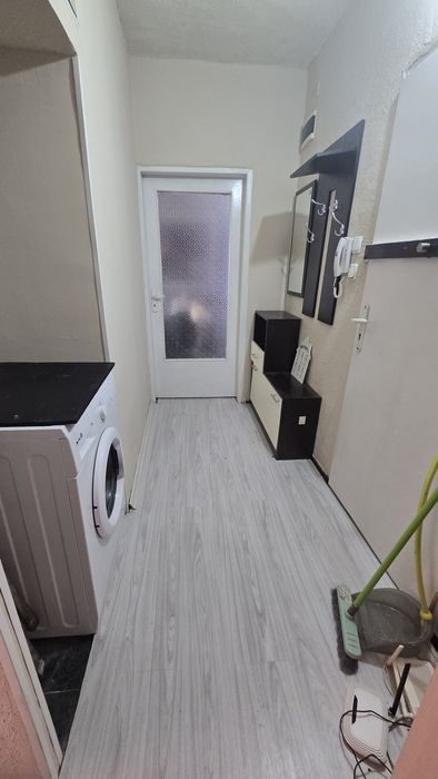 Дава под наем 2стаен в люлин