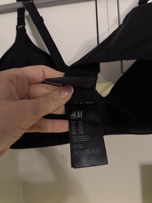 Черен сутиен за кърмене H&M сутиен за кърмачки