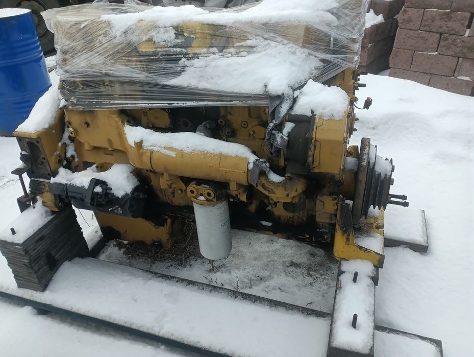 Двигатель CAT C15