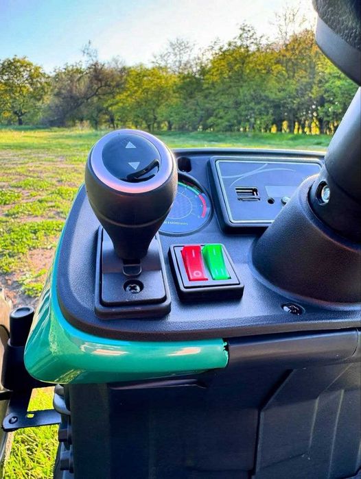 Очень большой Детский электромобиль синий трактор