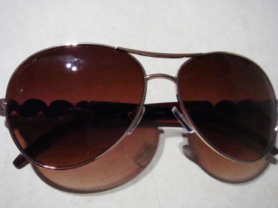 Шведски дамски слънчеви очила