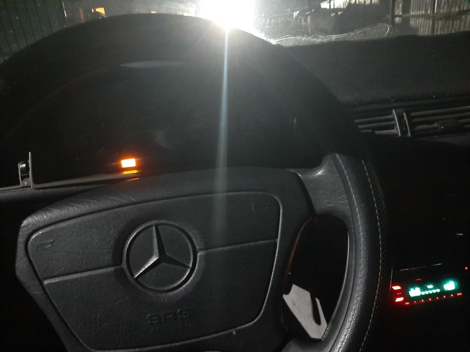 Продам мерседес е230 кузове 124