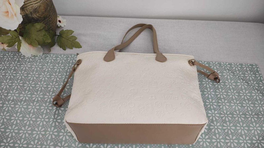 Geanta albă-perlă cu imprimeuri in relief de soare, love pentru fete L35cm, h25cm
