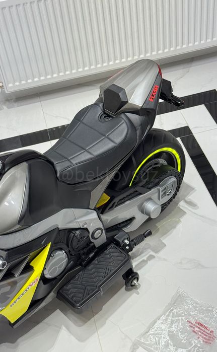 Детский мотоцикл HSD 9002 (24V) Ducati — до 30 кг, с EVA колёсами