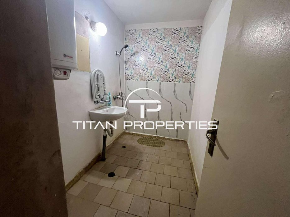 Дава се под наем Тристаен апартамент в Варна, Автогара - 89 кв.м за 450 € - Снимка #8