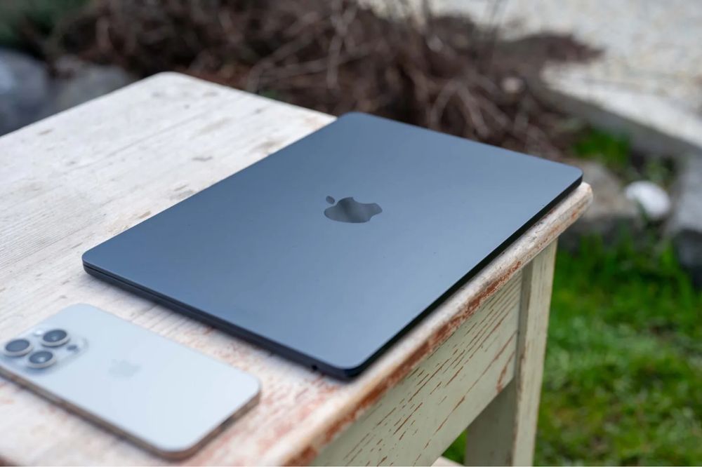 MacBook Air m4 16/512 100%