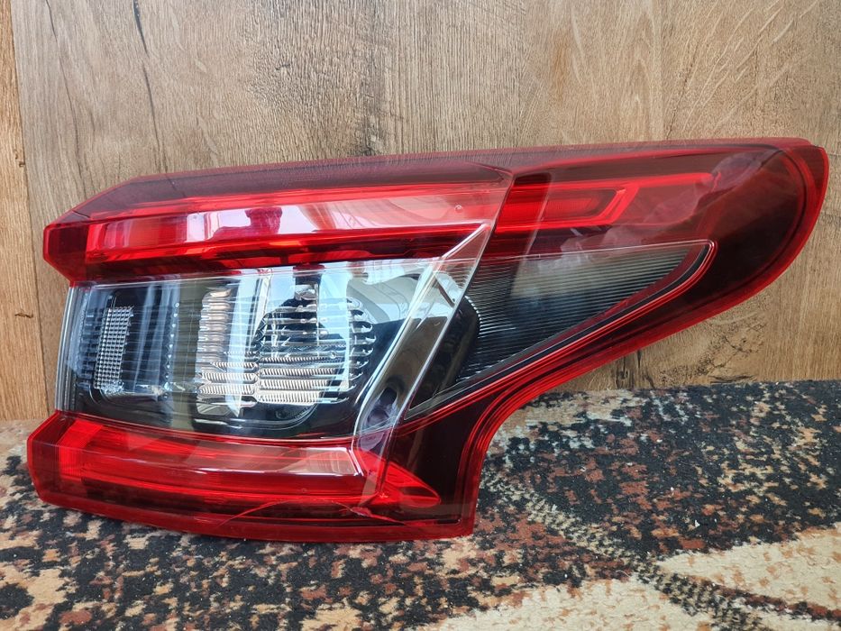Десен стоп за Nissan Qashqai II J11 facelift