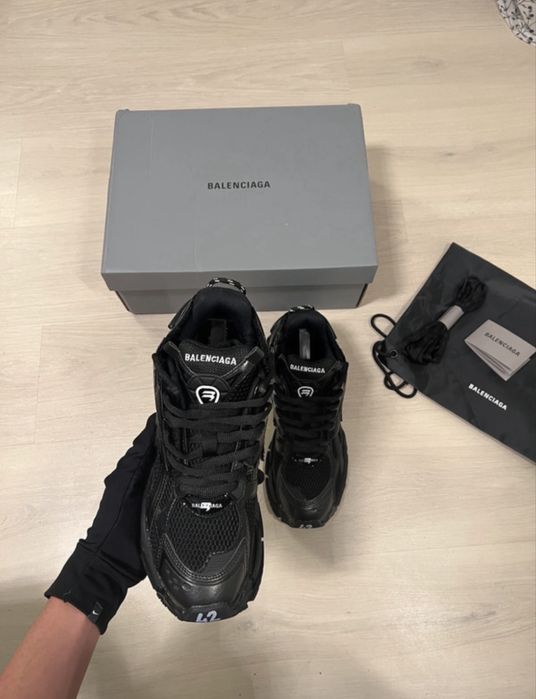 Balenciaga Runner