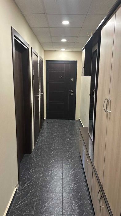 Продава се Тристаен апартамент в Варна, Кайсиева градина - 74 кв.м за 2028 €/кв.м - Снимка #3