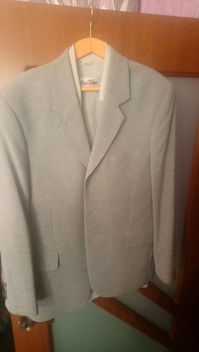 костюм эа бал в много добро състояние