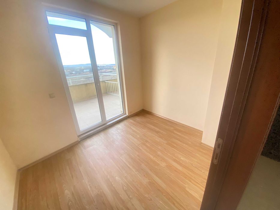 Продава се Тристаен апартамент в Поморие - 91 кв.м за 510 €/кв.м - Снимка #2