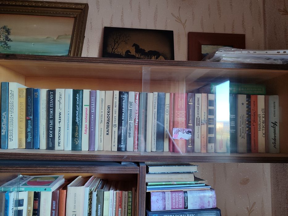 Продаю  разные книги