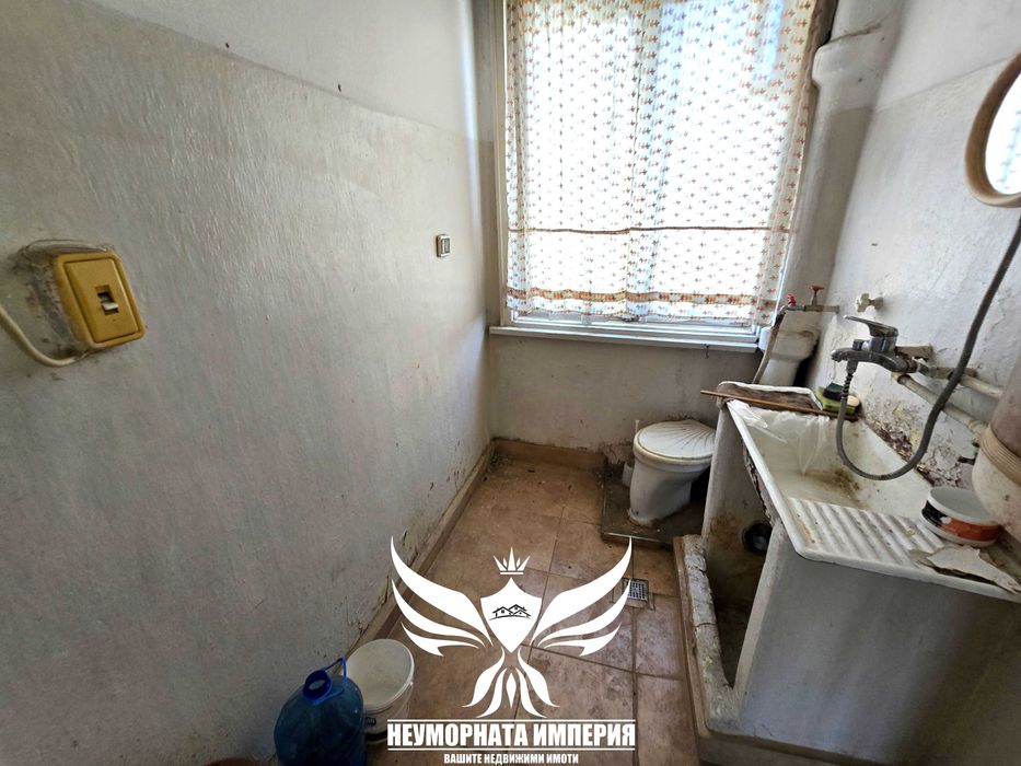 Дава се под наем Тристаен апартамент в Асеновград - 80 кв.м за 311 € - Снимка #9