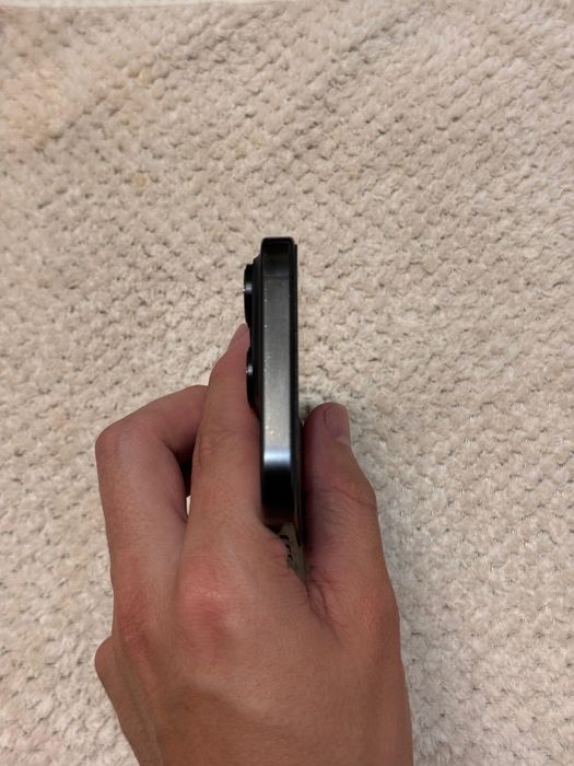 Iphone 16 pro 128gb 94%