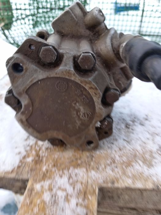 Продам ГУР насос