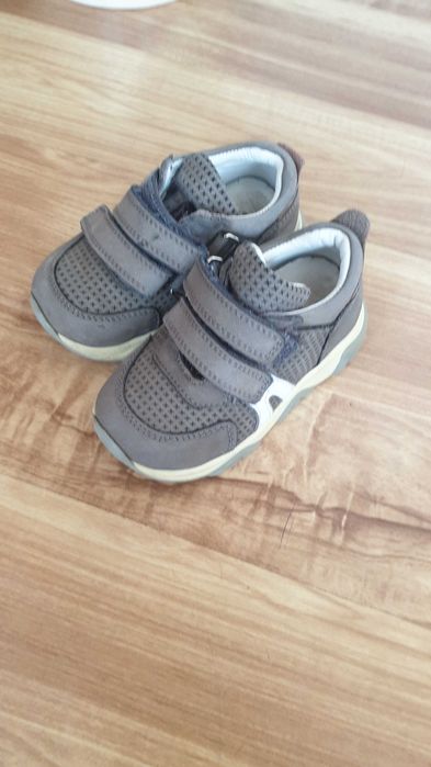 Кроссовки, ботинки