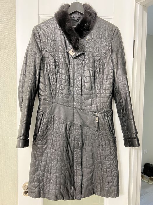 Кожаная женская куртка