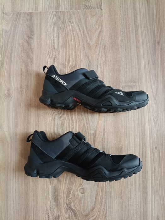 Кроссовки Adidas terex 40 размер