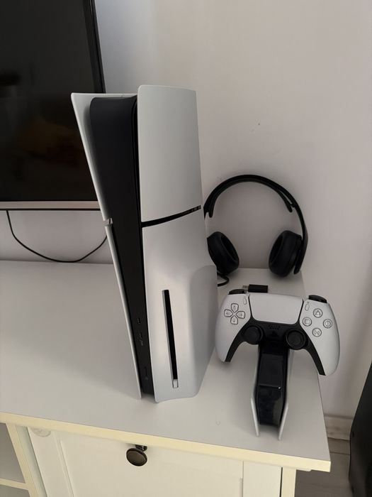 Playstation 5 slim de vanzare