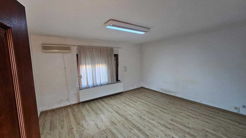 Casă de închiriat – 350 mp  Mediaș str. Cristalului