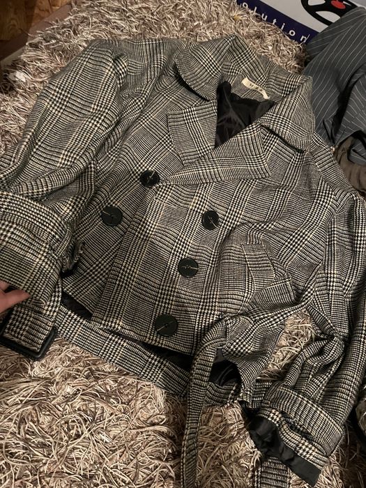 Вещи женские ………