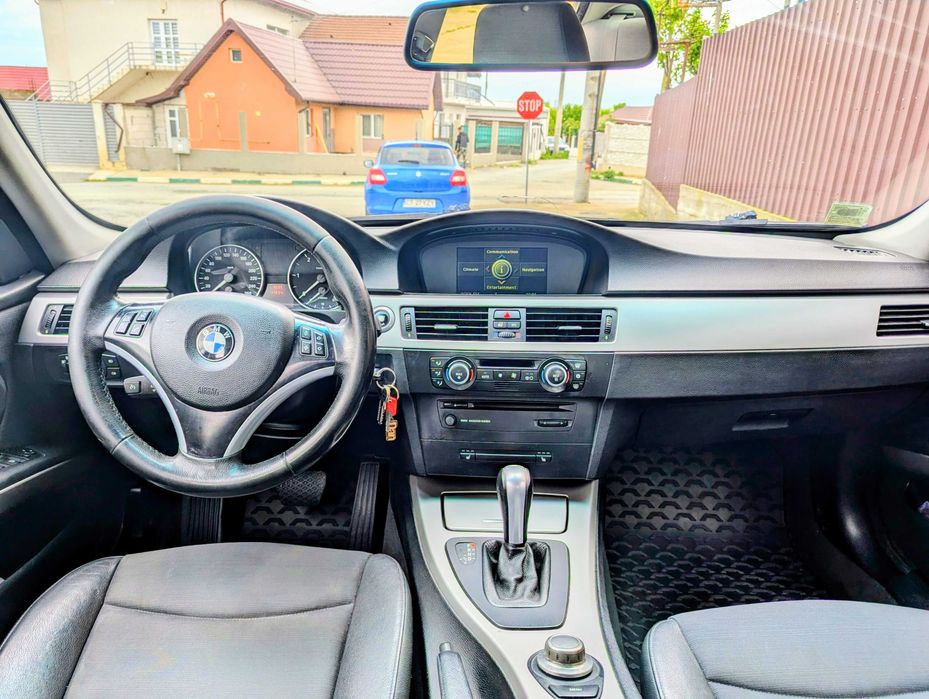 Autoturism BMW 320 D 2006