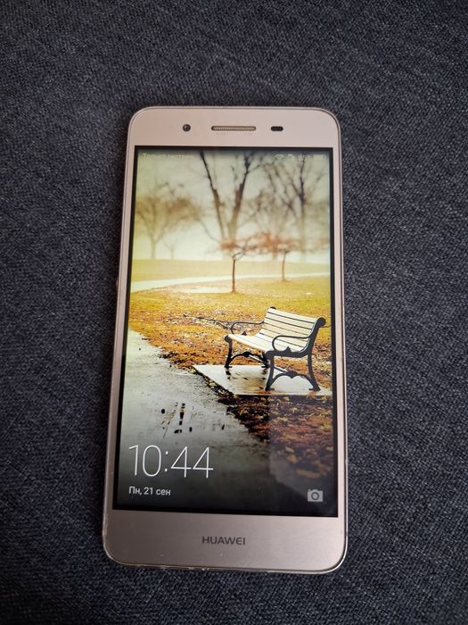 Телефон Huawei gr3